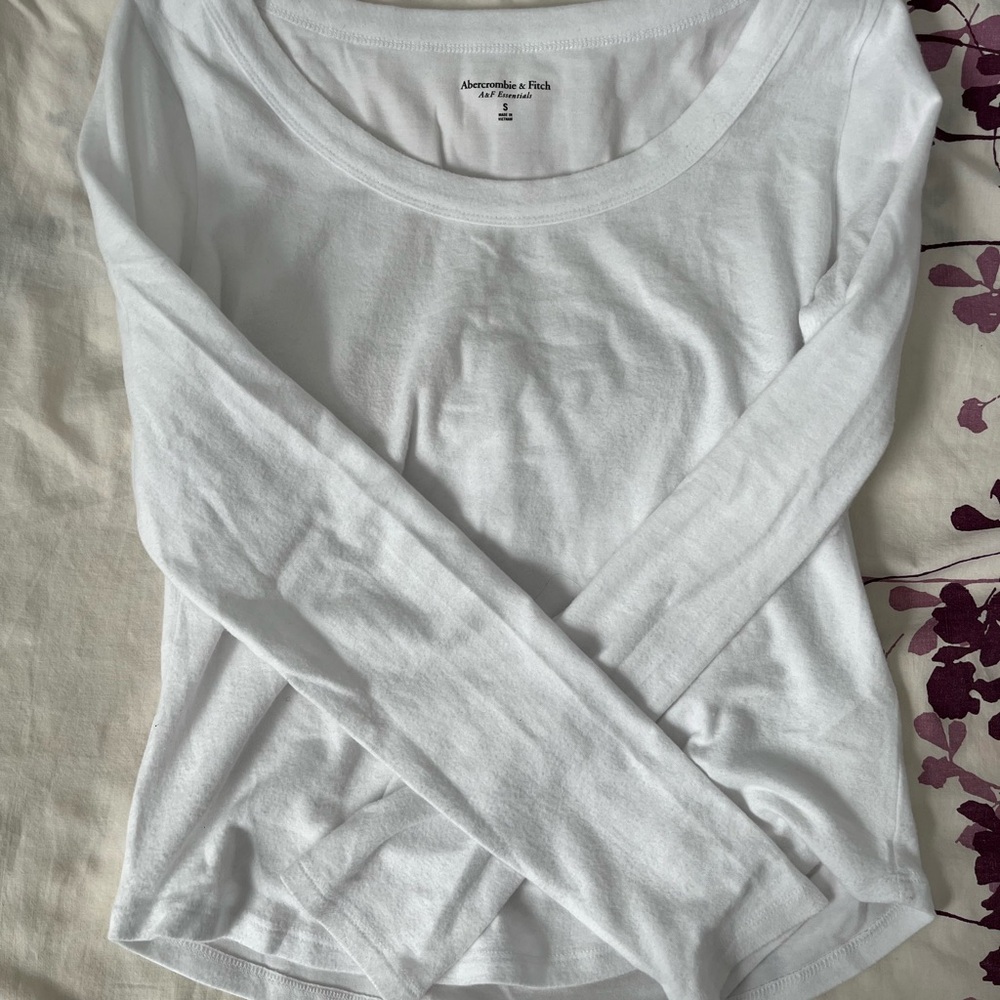 Abercrombie & Fitch Long Sleeve Lounge Knit Tuckable Scoopneck Tee